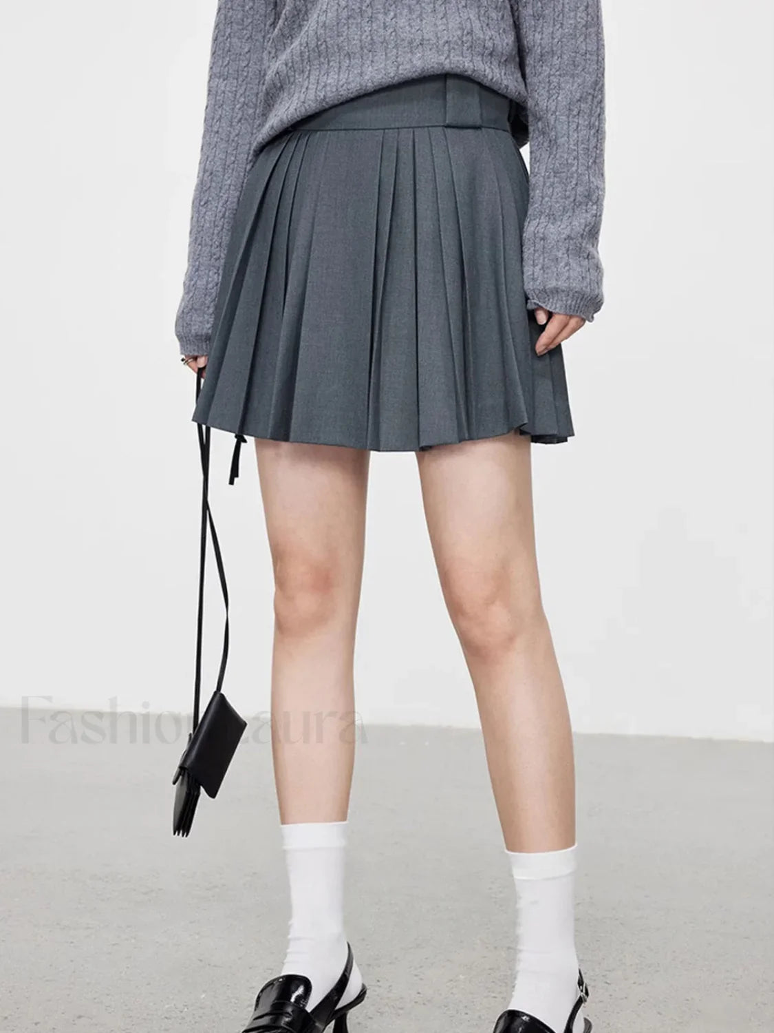 Pleated Solid Graceful Mini Skirt