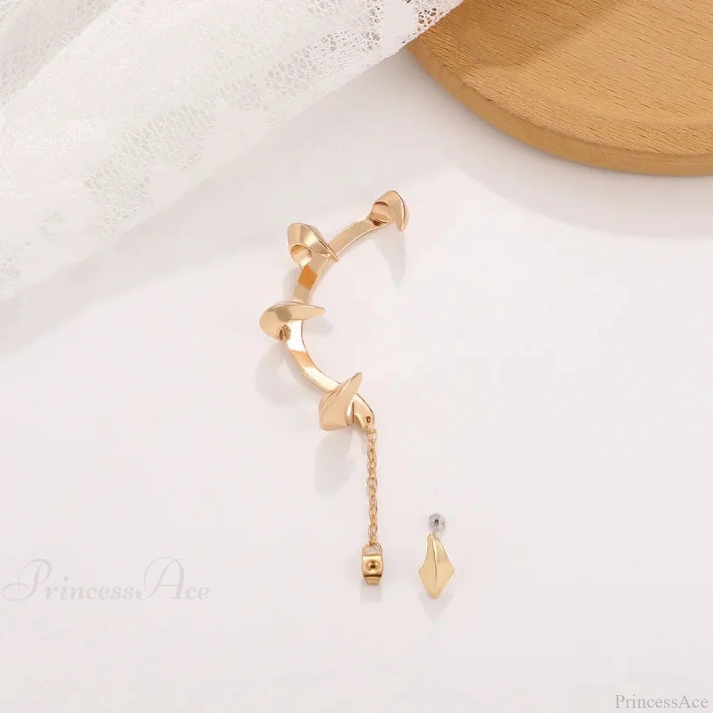 Rebellious Satan Claw Stone Rap Clip Earring