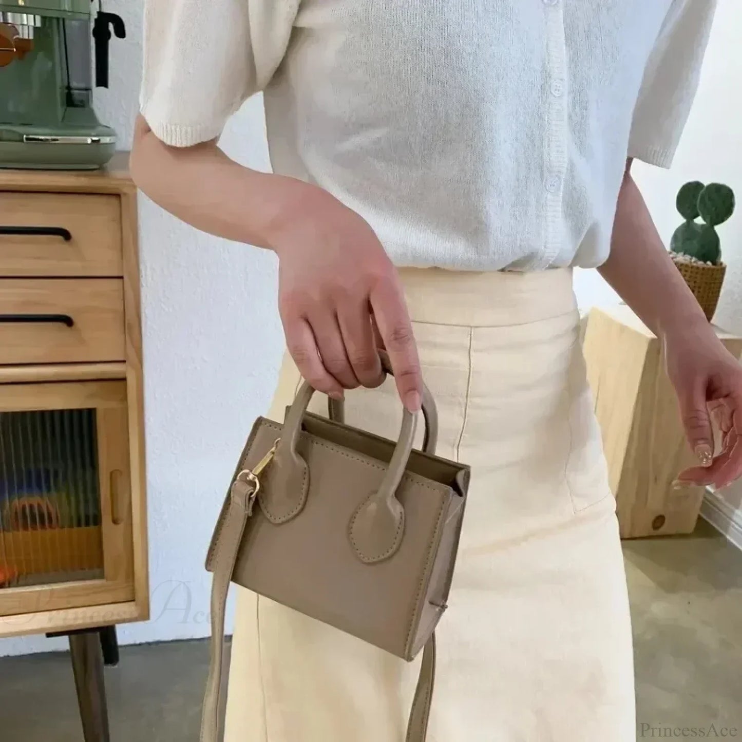 Retro Mini Crossbody Square Handbag Women’s Shoulder Bag
