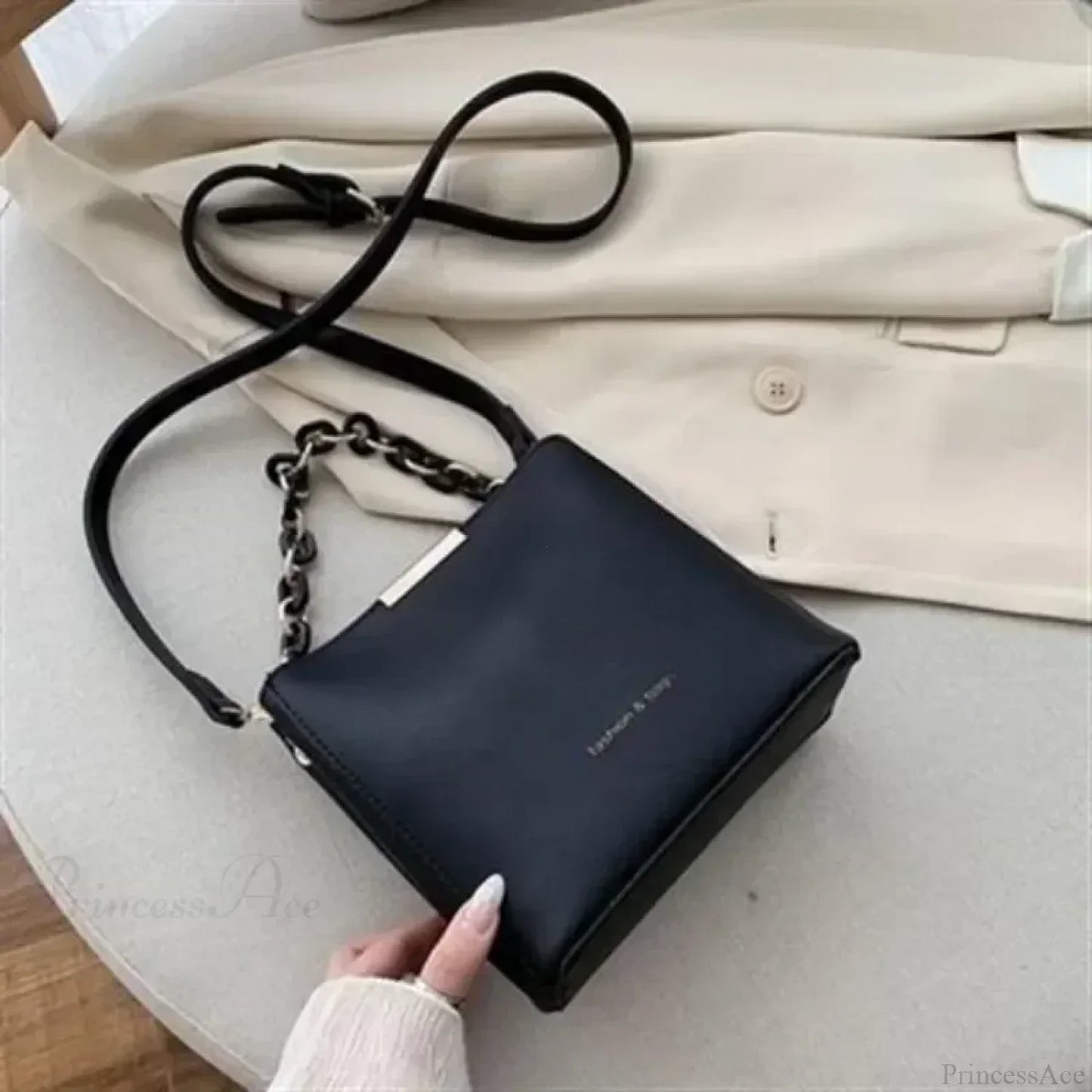 Senior Leather Chain Bucket Shoulder Crossbody
