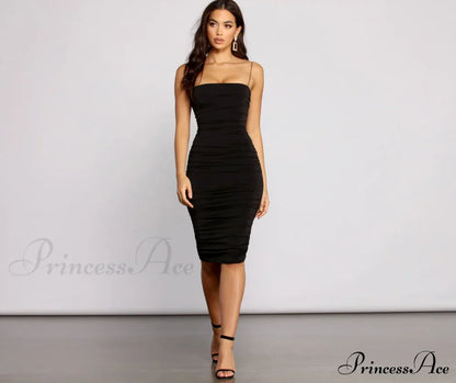 She's A Showstopper Charming Ruched Midi Dress