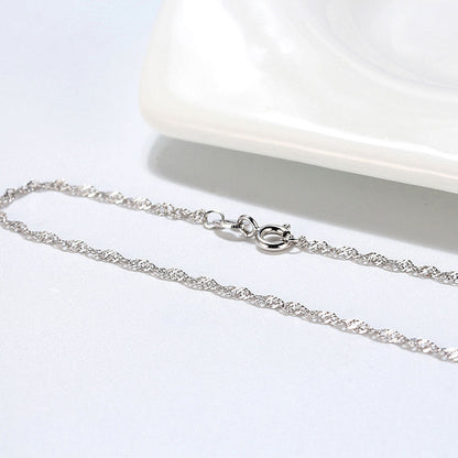 Shimmer 1.5MM Twisted Singapore Chain Necklace in Sterling Silver
