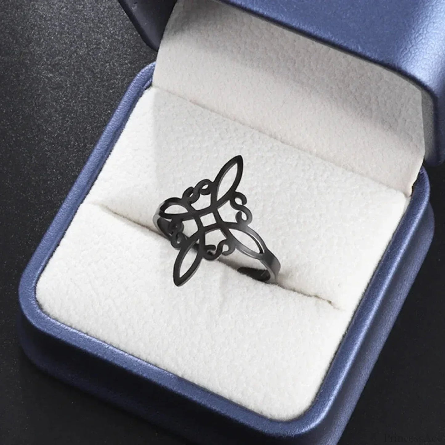 Sinister Eye Style Gothic Pointer Ring