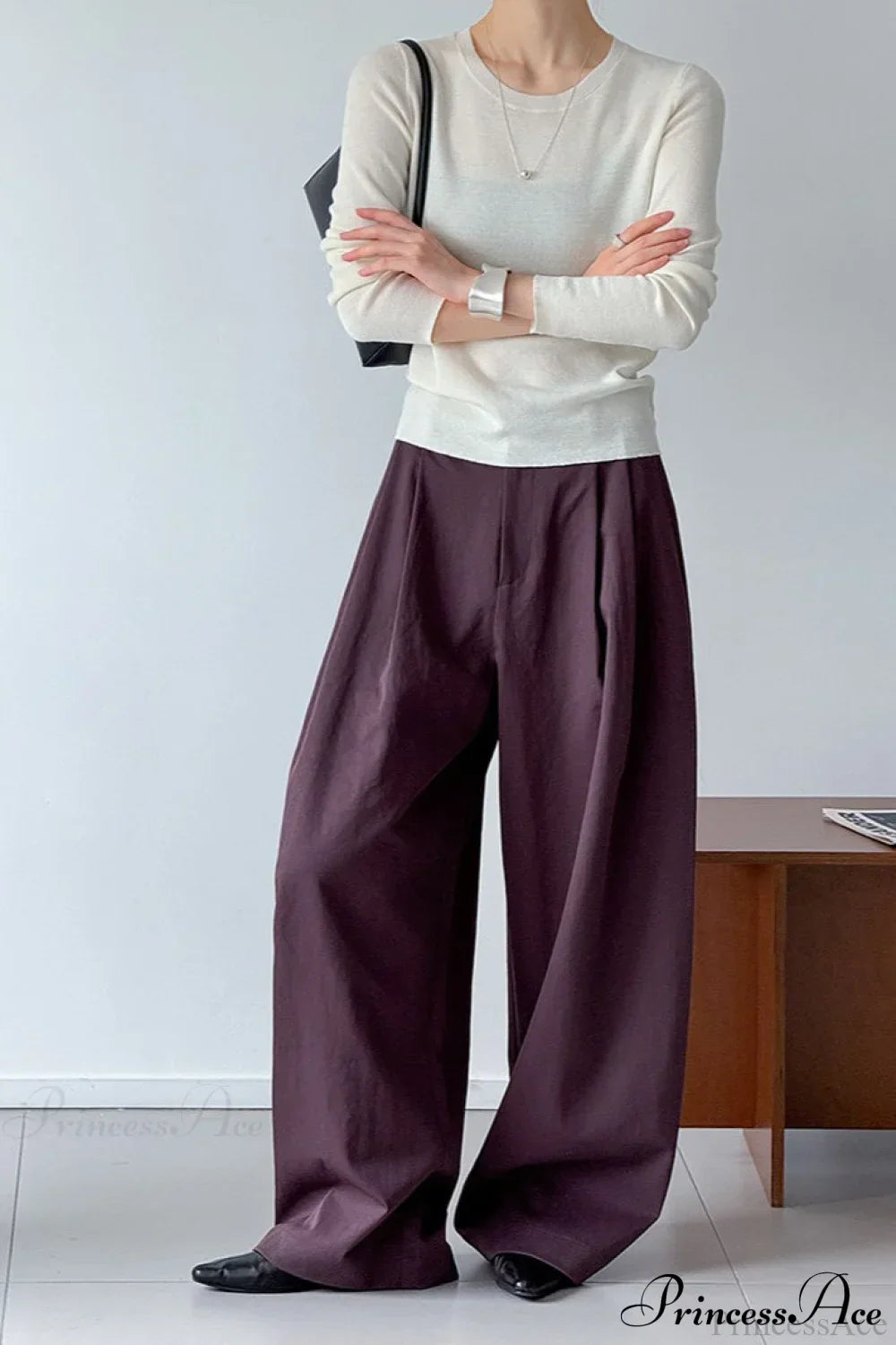 Slim-Fit Crew Neck Layering Knit Top