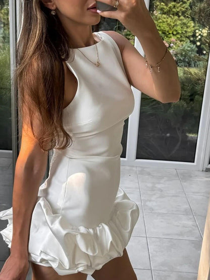 | Sculpted Mini Dress – Sleeveless Fitted Silhouette