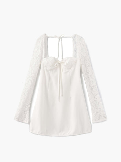 | Lace-Trim Bodycon Mini Dress – Sweetheart Neckline