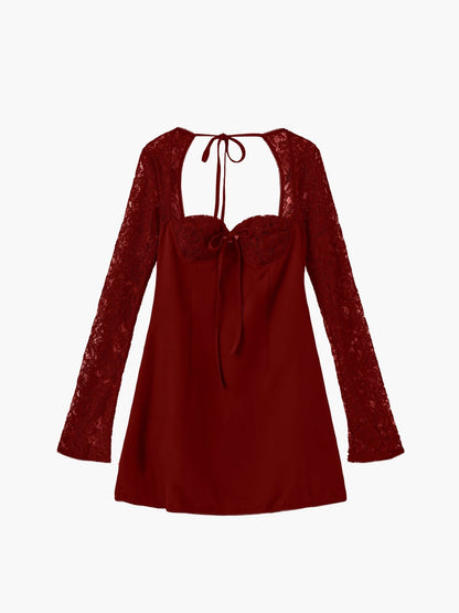 | Lace-Trim Bodycon Mini Dress – Sweetheart Neckline