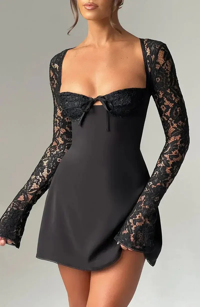 | Lace-Trim Bodycon Mini Dress – Sweetheart Neckline