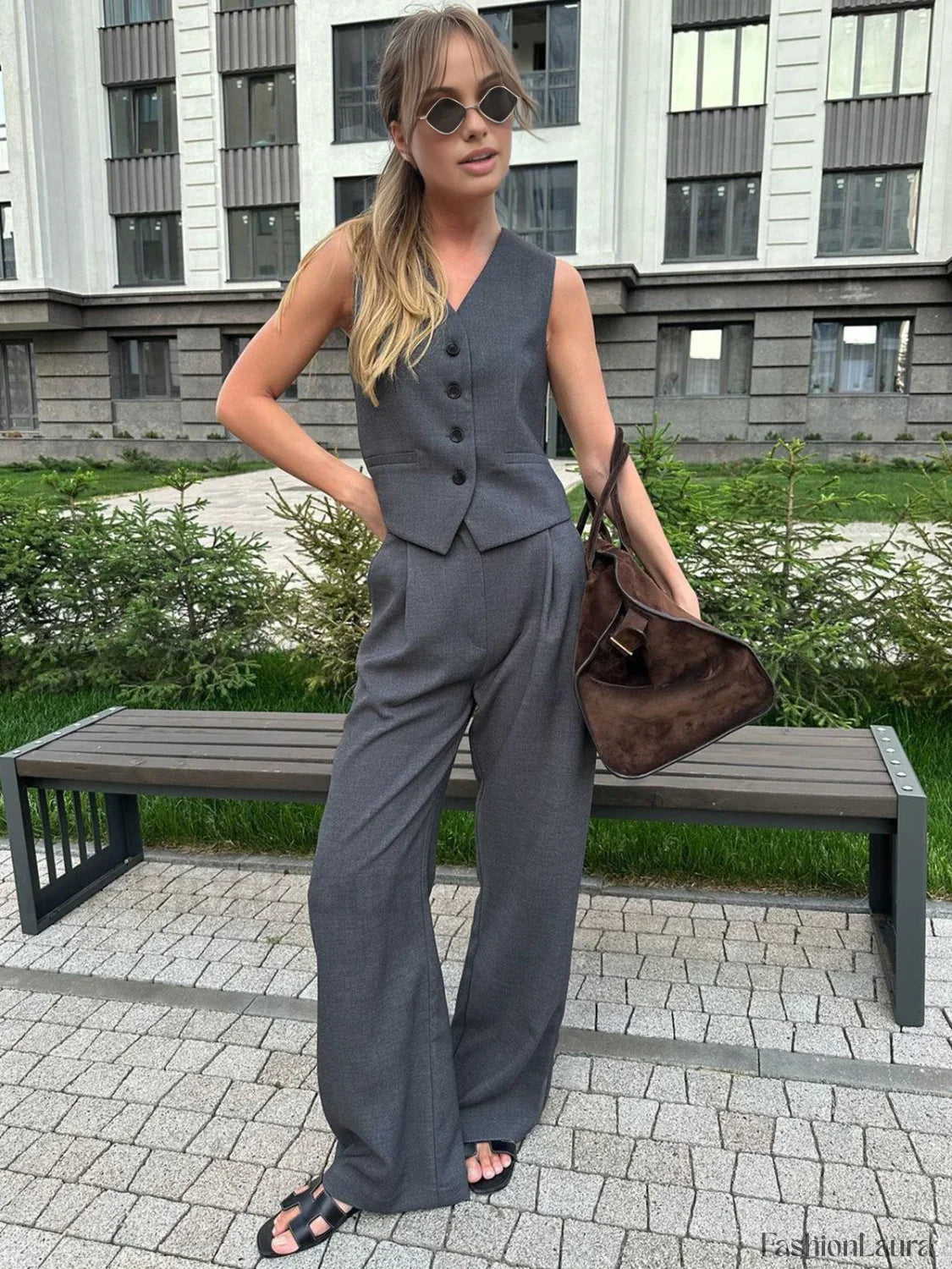 Solid Structured Graceful Suit Vest