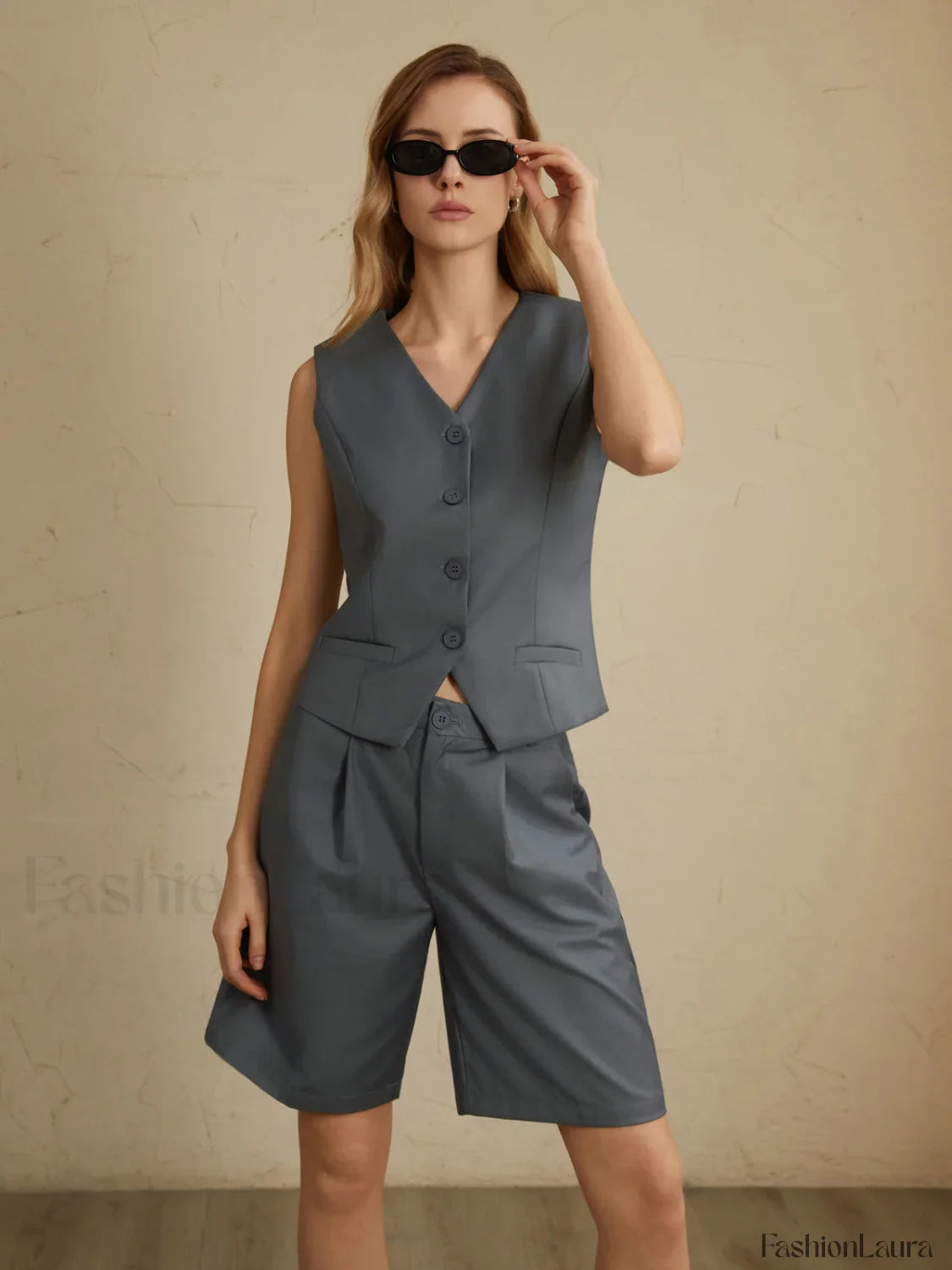 Solid Waistcoat Graceful With Shorts Set