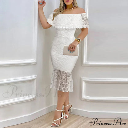 Stunner In Stylish Lace Midi Dress