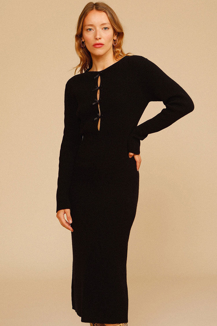 Ribbed Knit Crew Neck Keyhole Bow Accent Long Sleeve Maxi Sweater Dress