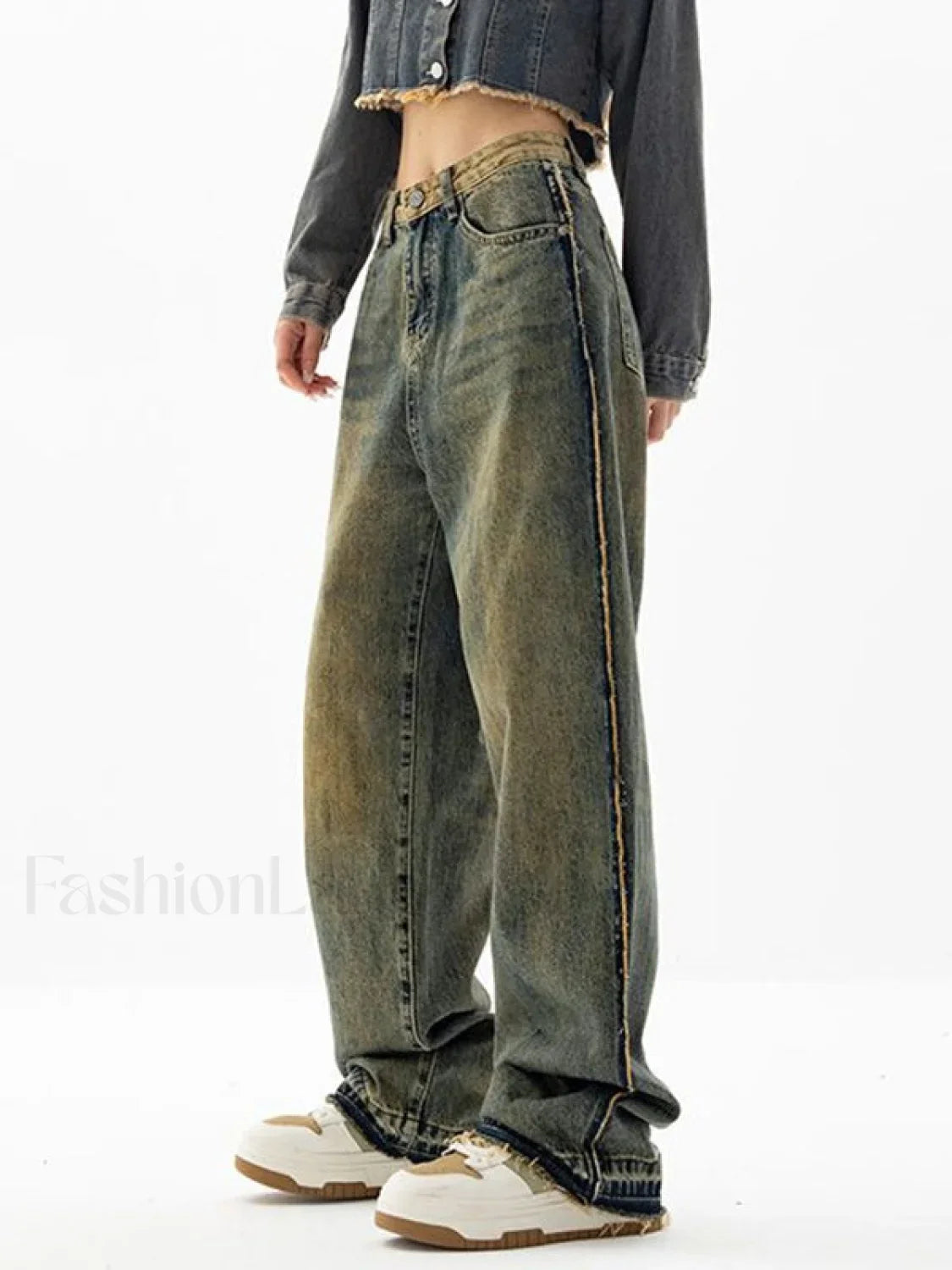 Vintage Wash Distressed Boyfriend Jeans