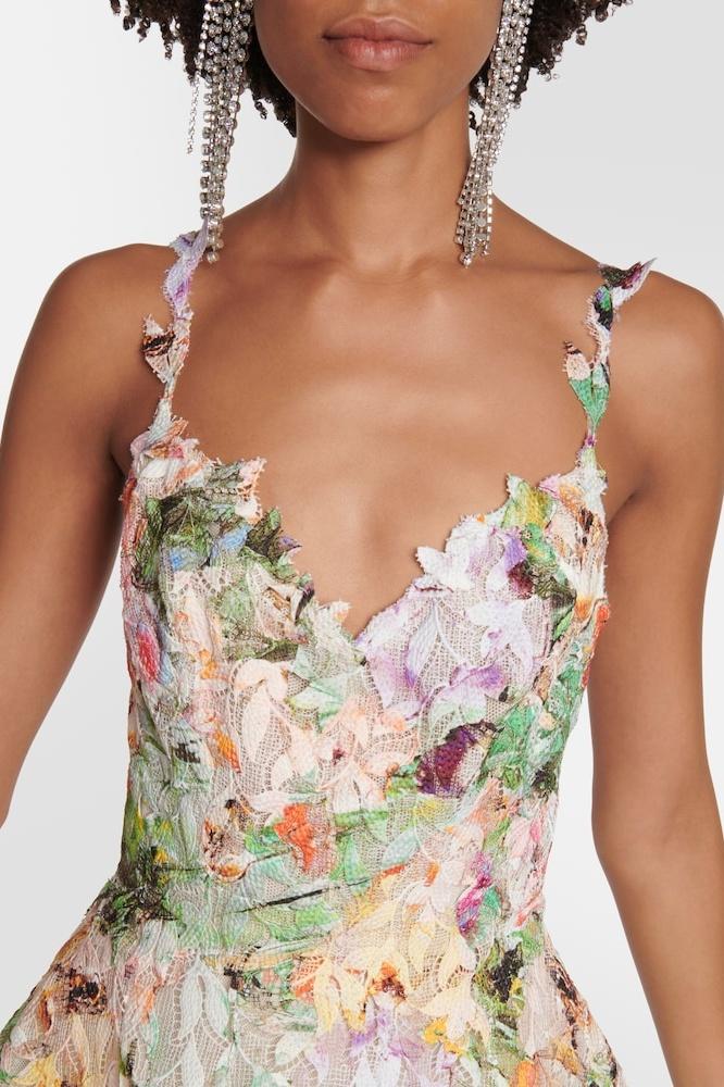 Floral 3D Lace Applique Sweetheart Neckline Frayed Hem A-Line Midi Dress
