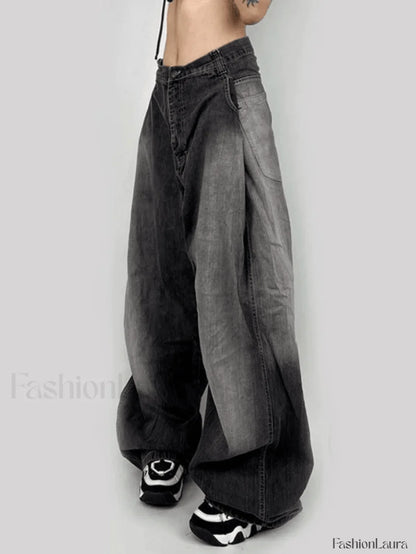 Washed Contrast Waist Pleated Relaxed Leg Boyfriend Jeans