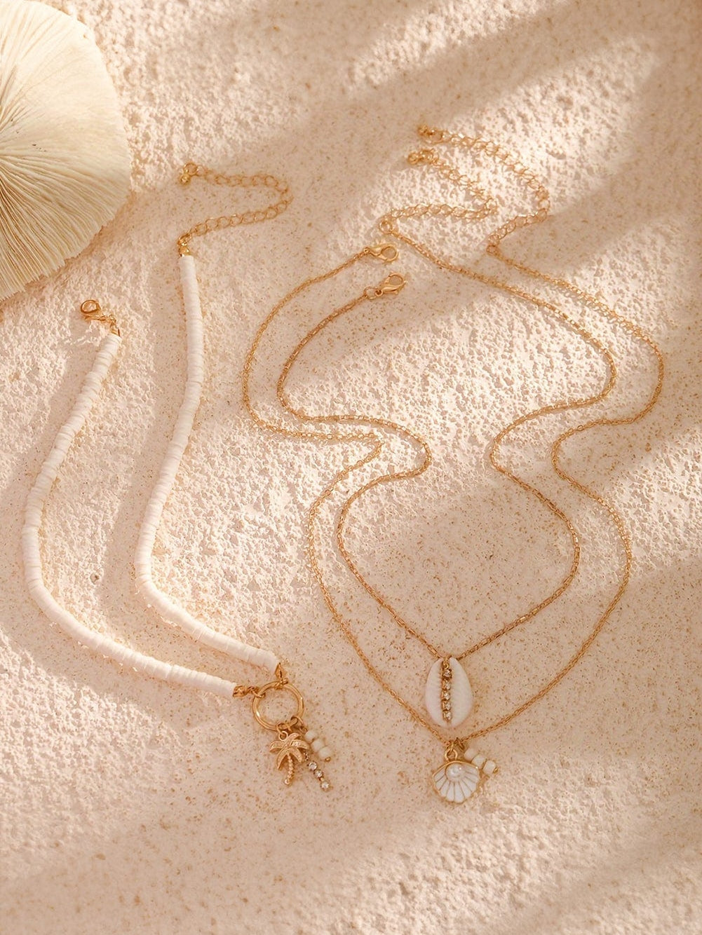 Layered Seashell Pendant Necklace for Beach Enthusiasts