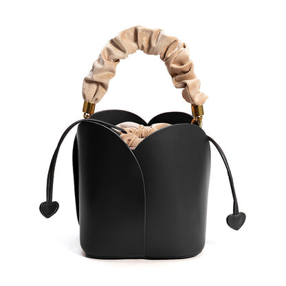 Willow Bucket Bag