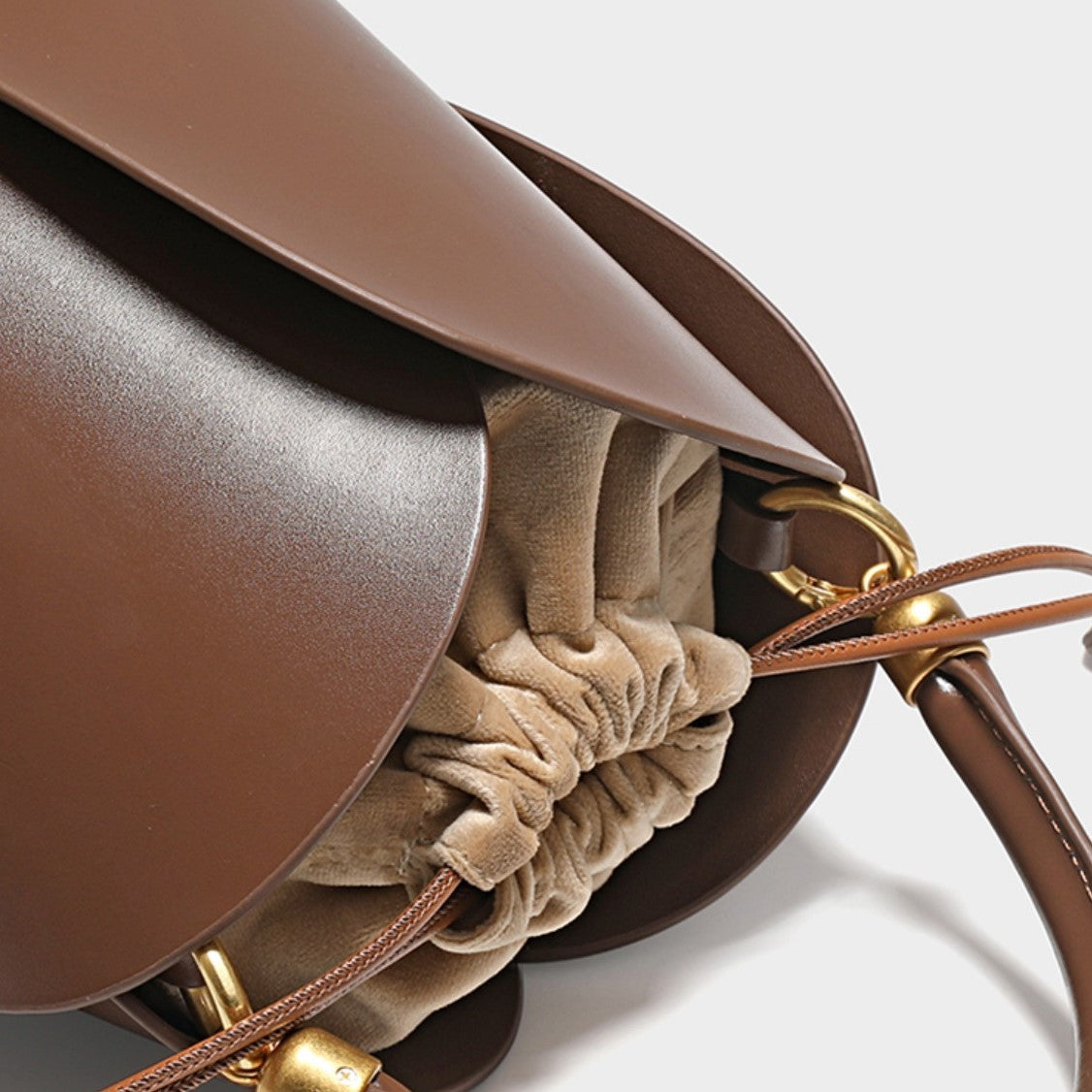 Willow Bucket Bag