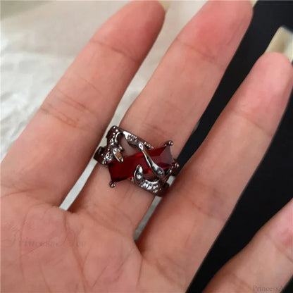 Y2K Gothic Animal Spider Crimson Crystal Ring